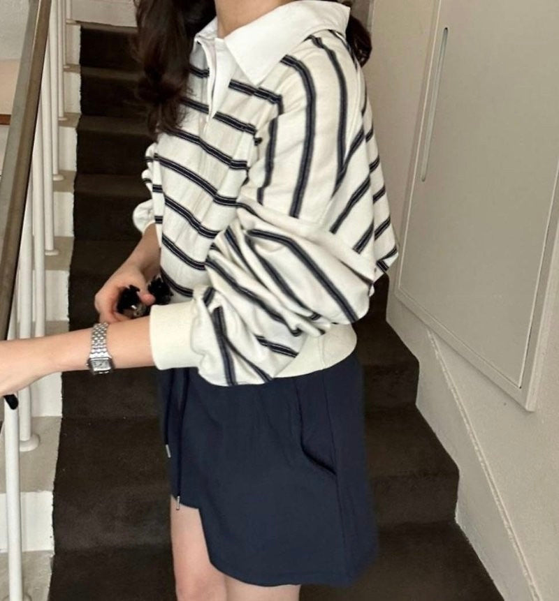 Striped Collar Sweatshirt(~10/17)