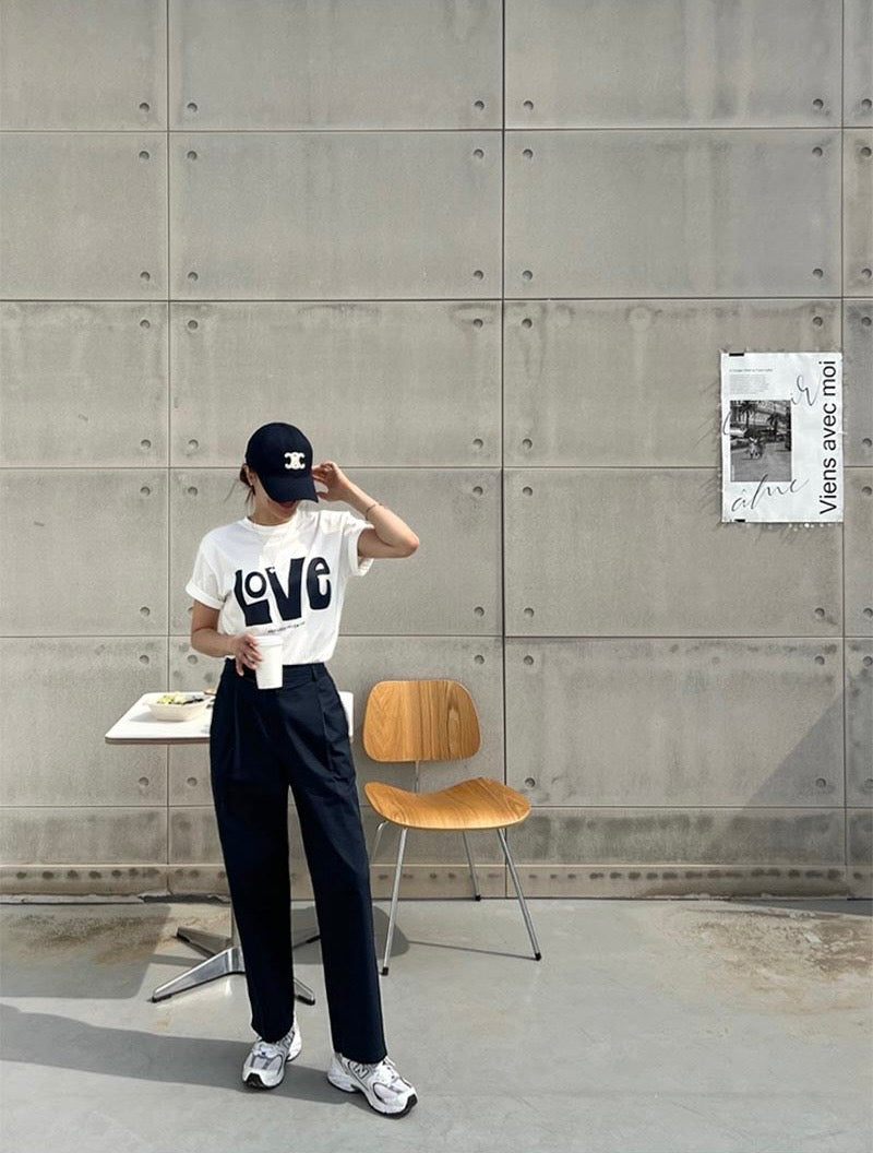 * Love Print T-shirt