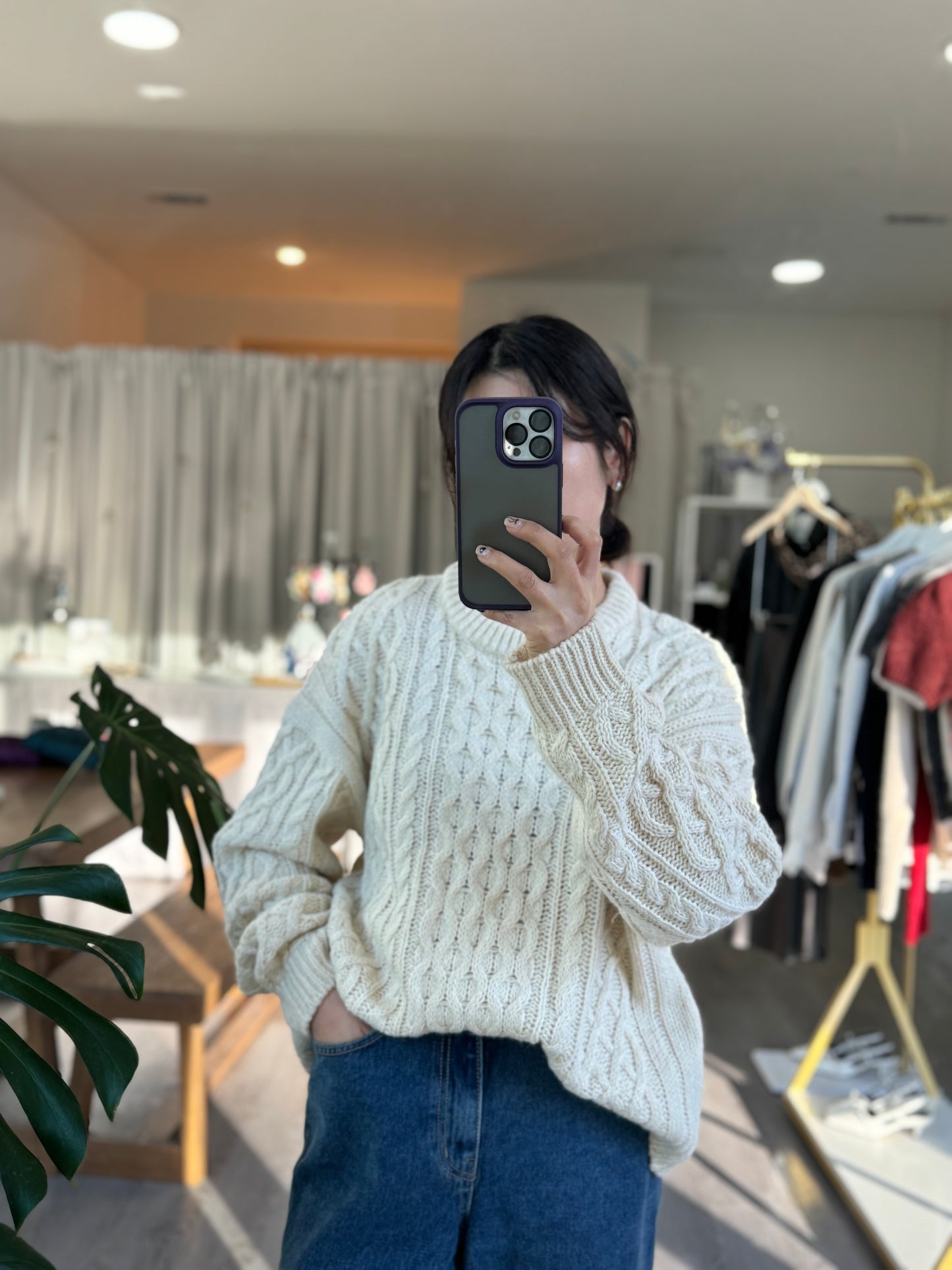 Round Neck Cable Knit