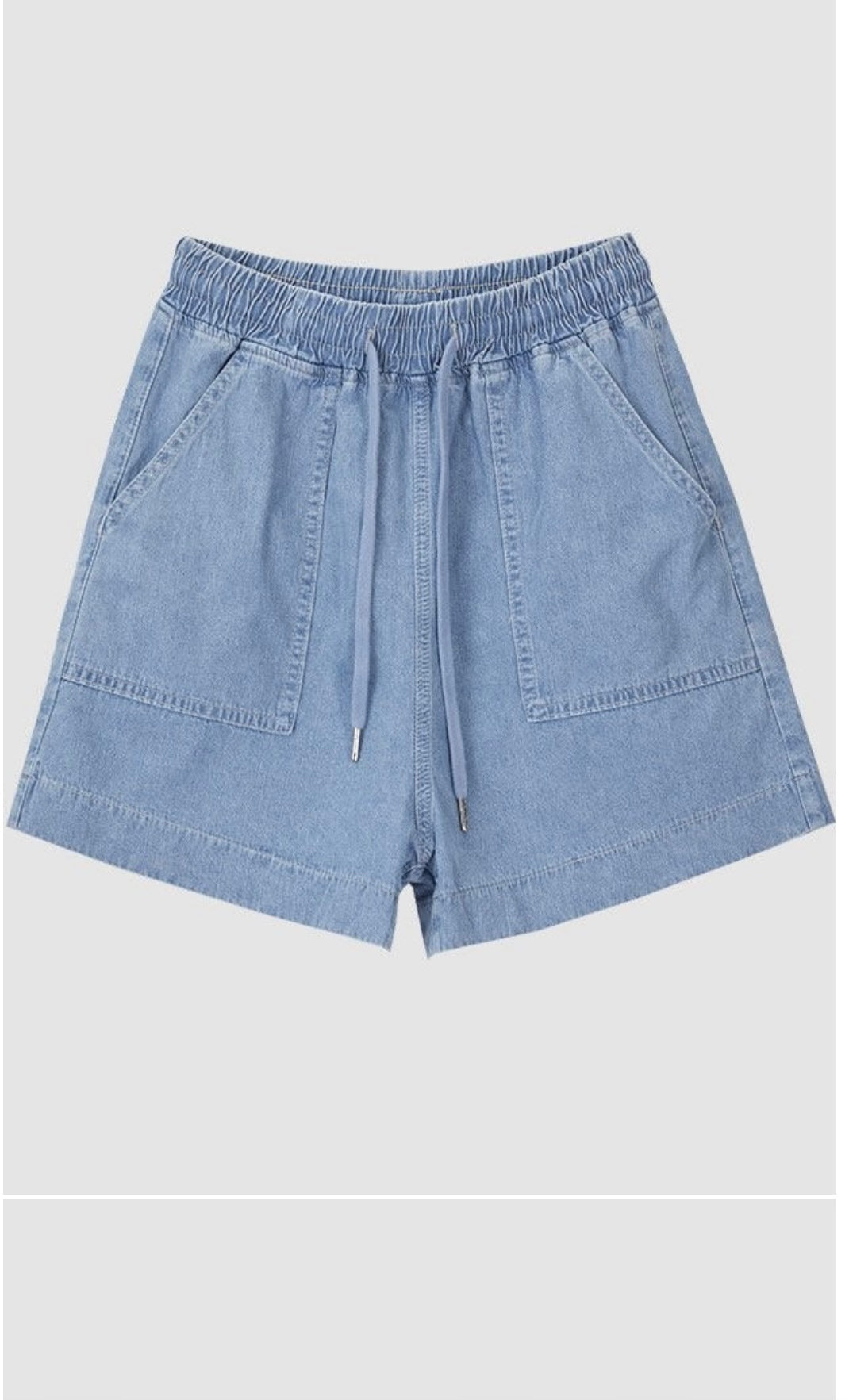 Big pocket denim shorts